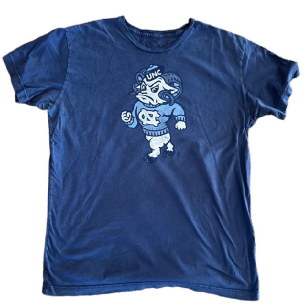 UNC Tar Heels XL Blue Graphic T-Shirt